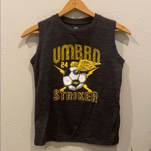Boy’s Umbro soccer tank size M 8/10